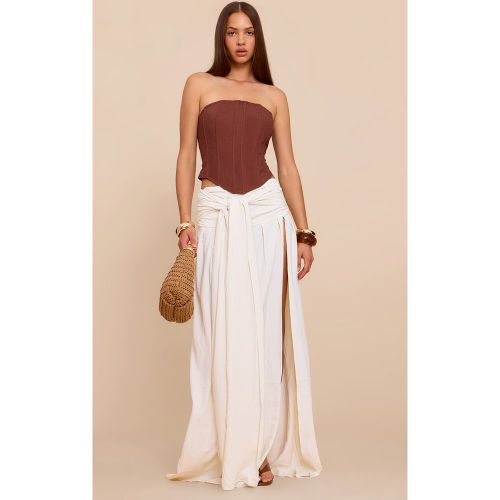 Jupe mi-longue Fluide Tissée Nœud Avant - PrettyLittleThing - Modalova