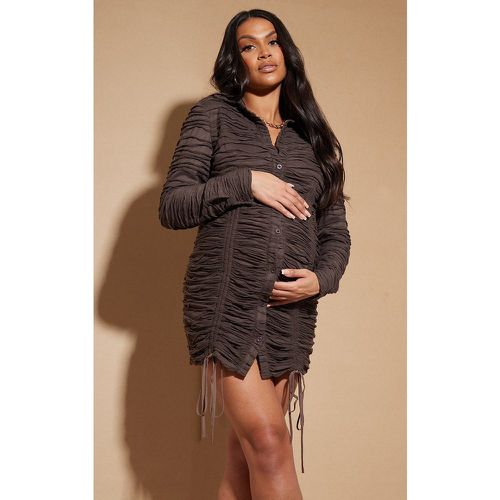 Maternité Robe de grossesse chemise crêpée à manches longues - PrettyLittleThing - Modalova
