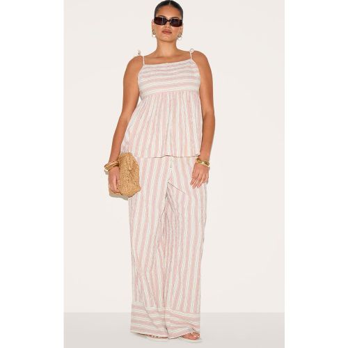 Plus Pantalon droit tissé texturé à rayures - PrettyLittleThing - Modalova