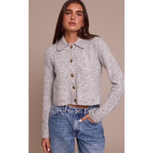 Cardigan en maille tricot texturée douce à boutons et détail col replié | Taille Large - PrettyLittleThing - Modalova