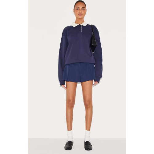 Jupe-short de tailleur patineuse à plis creux - PrettyLittleThing - Modalova