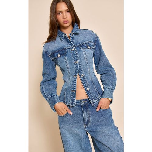 Veste en jean à manches longues et taille cintrée - PrettyLittleThing - Modalova