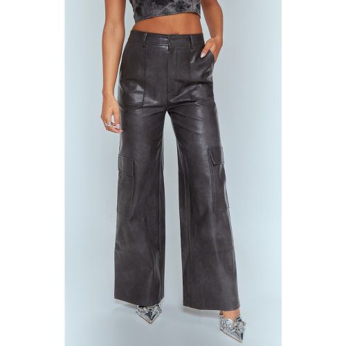 Pantalon cargo large délavé à poches - PrettyLittleThing - Modalova