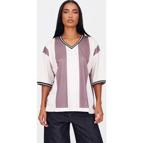 Maillot de foot oversize à rayures et col en V - PrettyLittleThing - Modalova