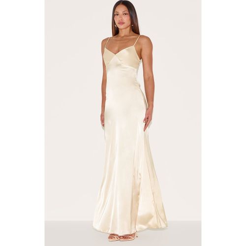 Tall Robe longue satinée - PrettyLittleThing - Modalova