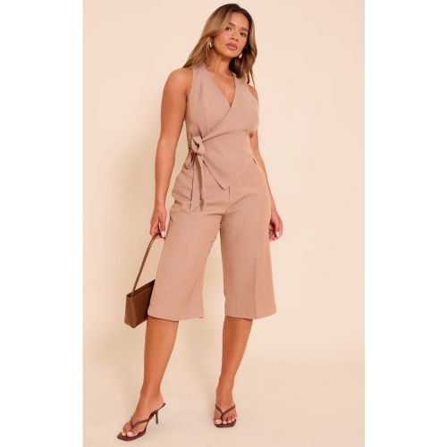 Shorts mi-long moulants tissés façon moka | Taille 48 - PrettyLittleThing - Modalova