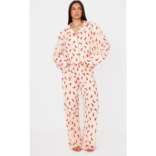 Ensemble de pyjama long crêpé imprimé piments - PrettyLittleThing - Modalova