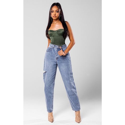 Jean baggy style boyfriend bleu moyennement délavé détail déchiré | Taille 34 - PrettyLittleThing - Modalova