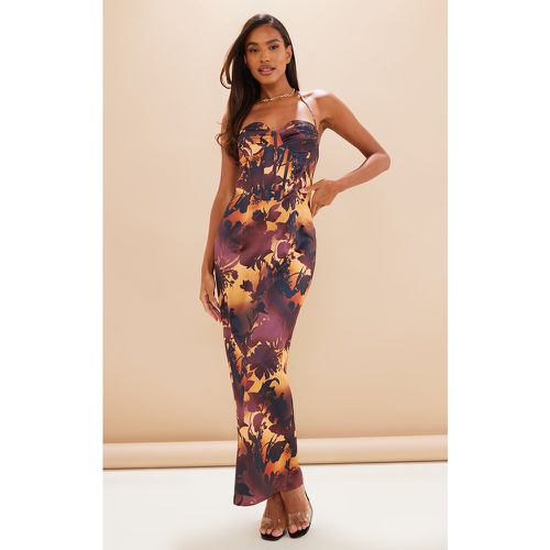 Robe longue satinée froncée dégradé imprimé fleuri à corset et dos nu - PrettyLittleThing - Modalova