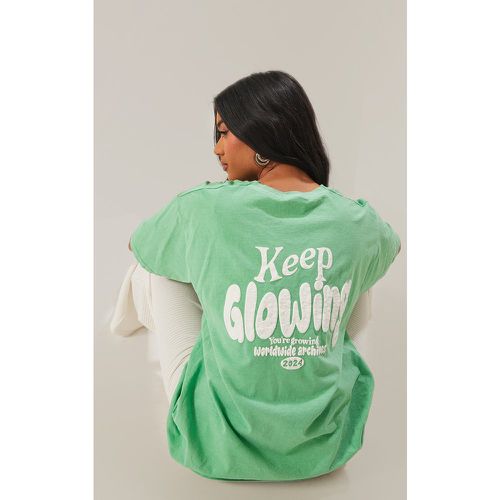 T-shirt délavé à imprimé Keep Glowing - PrettyLittleThing - Modalova