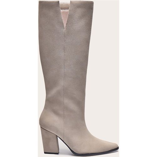 Bottes hautes pointues en suédine à talon carré - PrettyLittleThing - Modalova