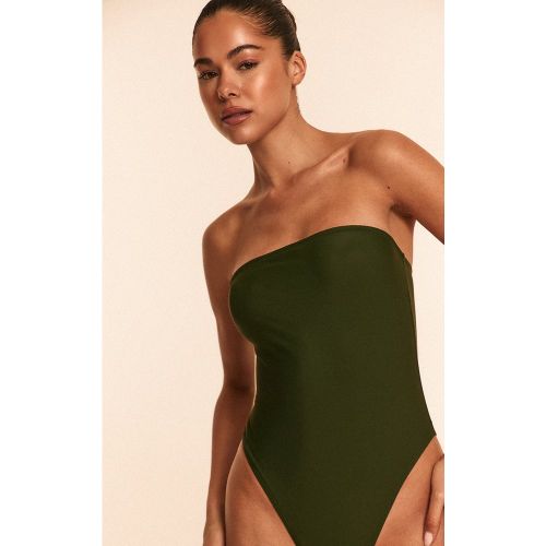 Maillot de bain bustier kaki, Kaki - PrettyLittleThing - Modalova