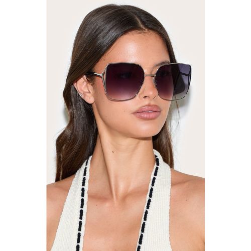 Lunettes de soleil oversize carrées à monture en métal - PrettyLittleThing - Modalova