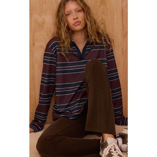 Top polo style rugby en coton à rayures | Taille 38 - PrettyLittleThing - Modalova