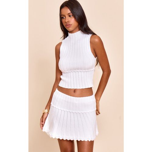 Petite Mini-jupe en maille tricot blanche plissée | Taille Large - PrettyLittleThing - Modalova