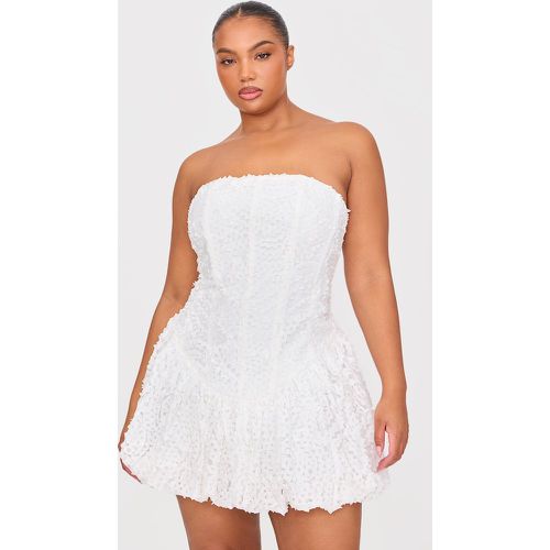 Plus Mini robe bustier texturée blanche - PrettyLittleThing - Modalova