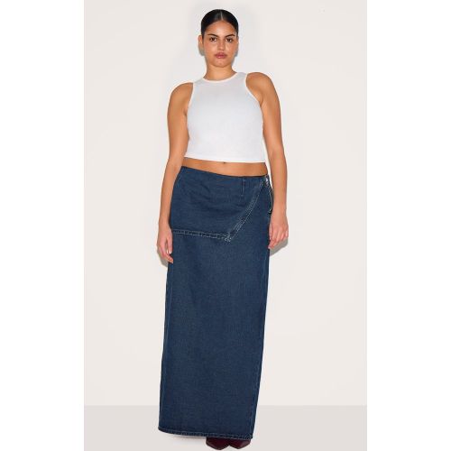 Plus Jupe longue en jean à détail replié - PrettyLittleThing - Modalova