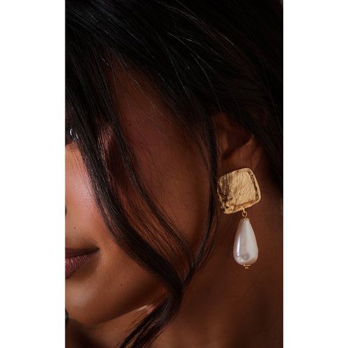 Boucles d'oreilles XXL martelées à pendentifs perles - PrettyLittleThing - Modalova