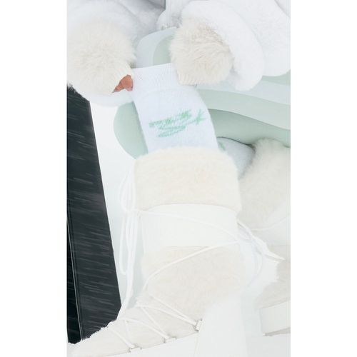 Lot de 2 paires de chaussettes de ski en éponge - PrettyLittleThing - Modalova