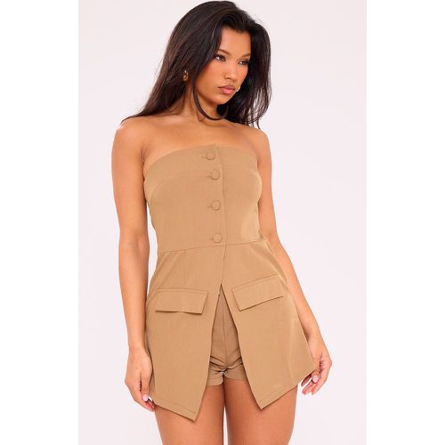 Combishort bustier de tailleur à boutons et jupe-short - PrettyLittleThing - Modalova