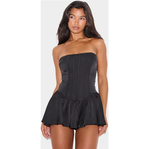 Combishort bustier satiné à détail corset - PrettyLittleThing - Modalova