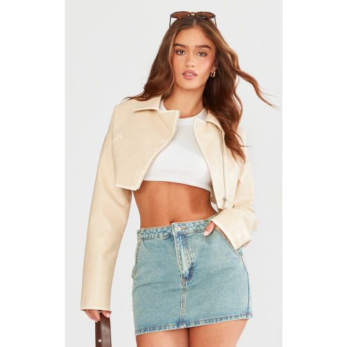 Veste courte en PU effet usé à épaules carrées - PrettyLittleThing - Modalova