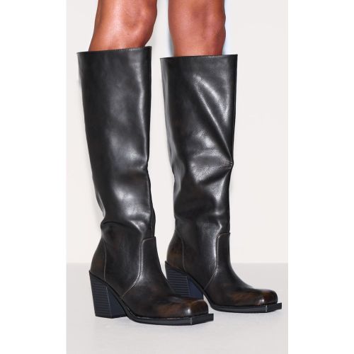 Bottes hautes carrées en PU effet brûlé à talon carré haut - PrettyLittleThing - Modalova