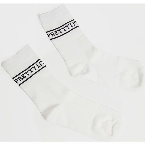 Chaussettes blanches à logo - PrettyLittleThing - Modalova