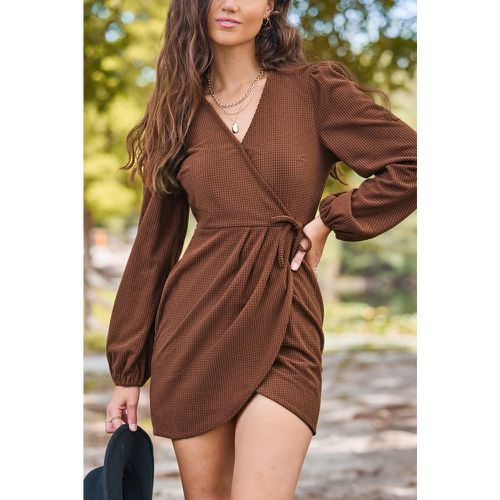 Robe courte portefeuille à manches longues bouffantes marron - CUPSHE - Modalova