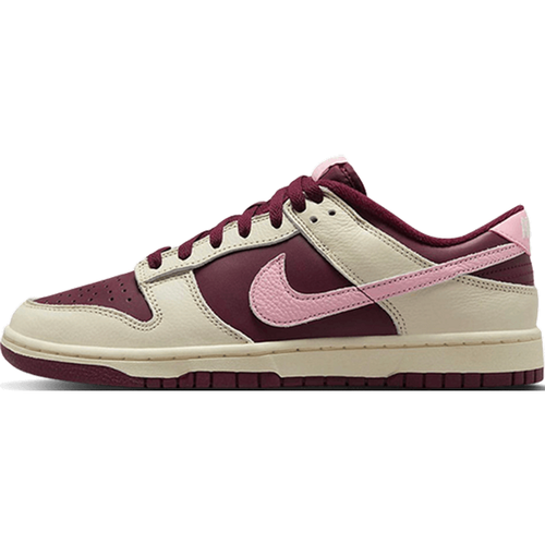 Dunk Low Retro Prm Valentines Day 2023 - Nike - Modalova