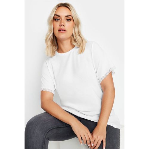 Curve White Lace Trim Tshirt, Grande Taille & Courbes - Yours - Modalova