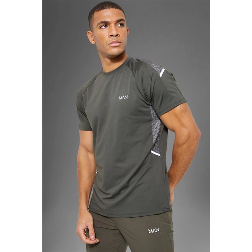 T-shirt de sport zippé à motif technique sur les manches - MAN Active homme - S - Boohooman - Modalova