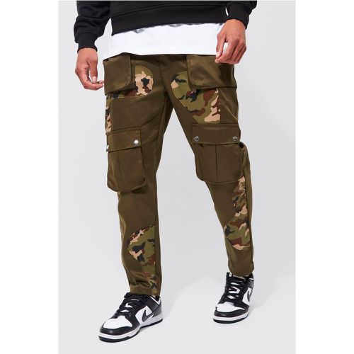 Pantalon cargo à poches multiples et imprimé camouflage - Boohooman - Modalova