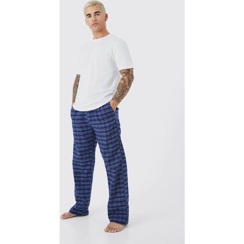Pyjama à carreaux avec t-shirt et pantalon - Boohooman - Modalova
