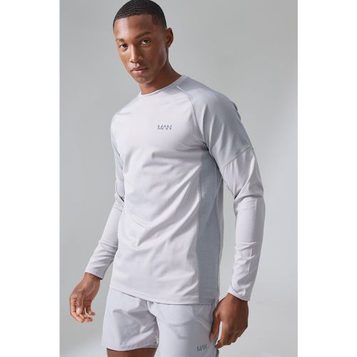 Top de sport moulant à manches longues - MAN Active - S - Boohooman - Modalova