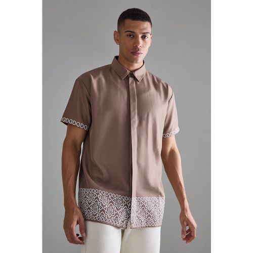 Oversized Soft Twill Printed Hem Shirt - Boohooman - Modalova