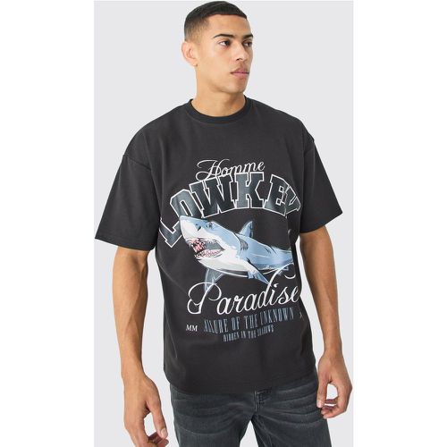 Oversized Interlock Paradise Shark T-shirt - Boohooman - Modalova