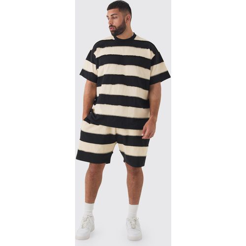 Grande taille - Ensemble oversize à rayures avec t-shirt et short - XXL - Boohooman - Modalova