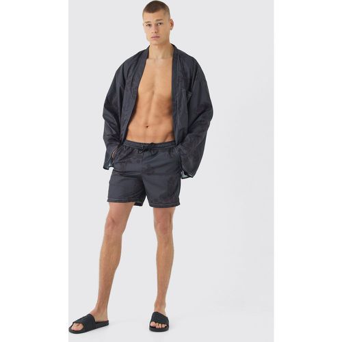 Ensemble à imprimé gothique avec chemise kimono et short de bain - S - Boohooman - Modalova