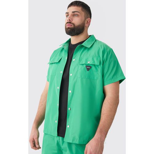 Grande taille - Surchemise en nylon à poches - MAN - XXXL - Boohooman - Modalova