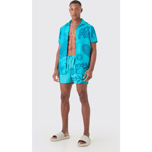 Ensemble à imprimé cachemire avec Chemise et short de bain - S - Boohooman - Modalova