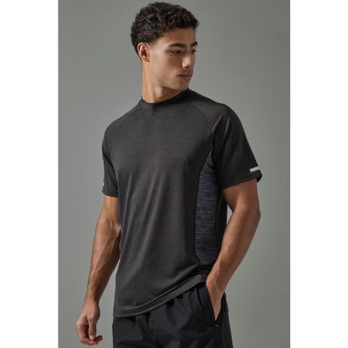 T-shirt de sport léger - MAN Active homme - XS - Boohooman - Modalova