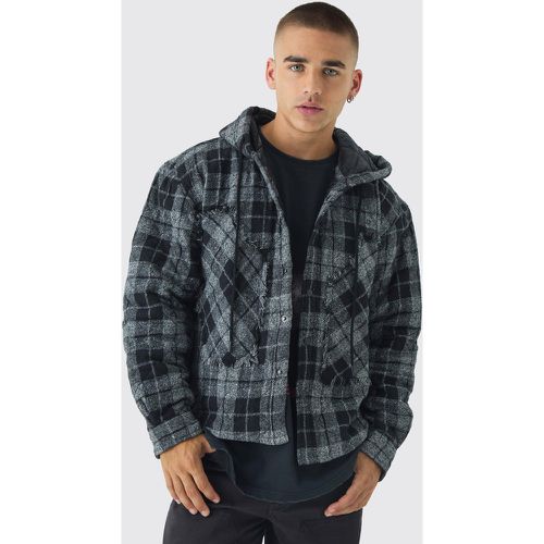 Chemise oversize matelassée à capuche et carreaux - S - Boohooman - Modalova