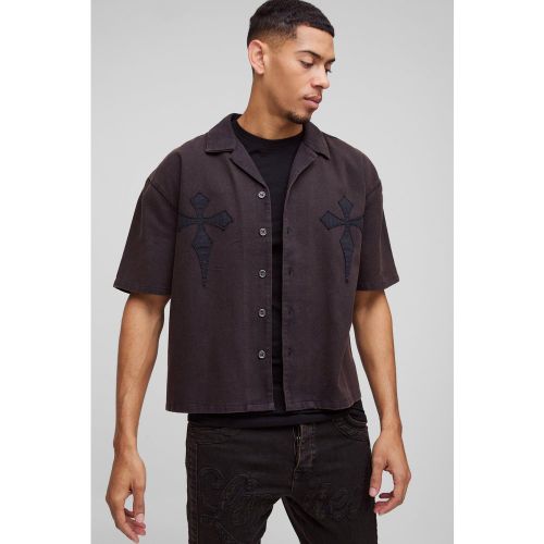 Chemise oversize délavée à écusson croisé - S - Boohooman - Modalova