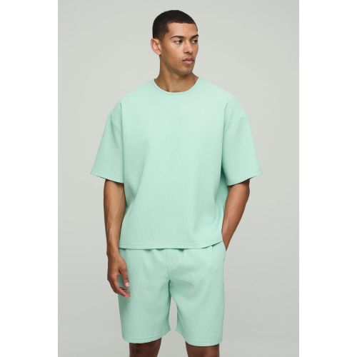 Ensemble oversize plissé avec t-shirt et short - S - Boohooman - Modalova