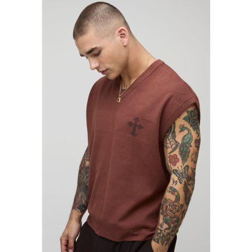 Pull oversize sans manches à broderie Cross - S - Boohooman - Modalova