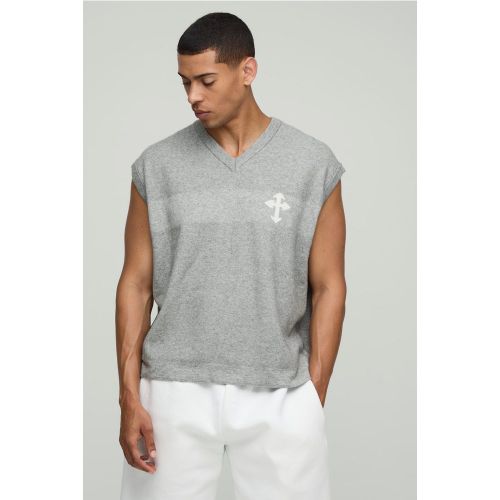 Pull oversize sans manches à broderie Cross - S - Boohooman - Modalova