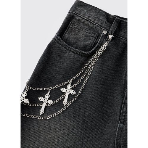Jean chaîne à croix - ONE SIZE - Boohooman - Modalova