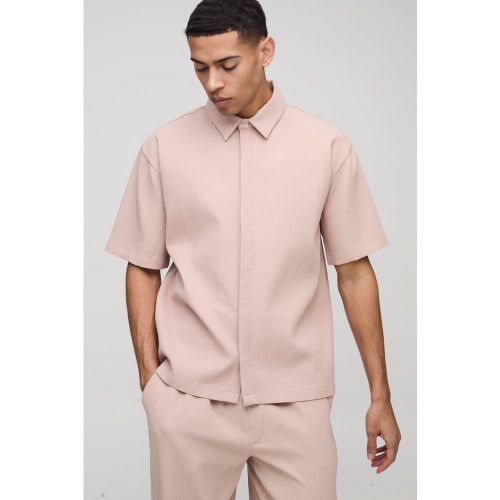 Chemise oversize plissée à manches courtes - S - Boohooman - Modalova