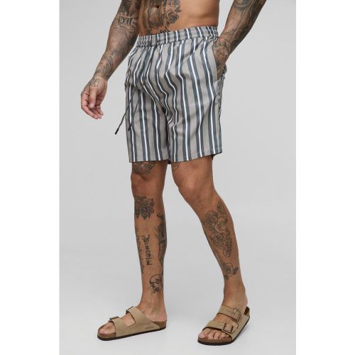 Tall - Short de bain mi-long à rayures - 2XL - Boohooman - Modalova